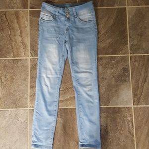 Wax jeans size 7 skinny